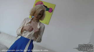 Pretty girl blonde a &#039; toirt lunnainn hot strip tease strange nì botal insertion cruthachail porn