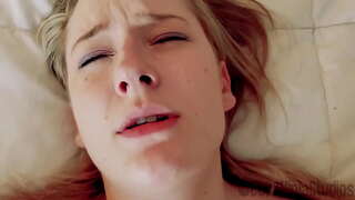 ���दम बेटा माँ बकवास करने के लिए उसे और उसके ट्रेलर