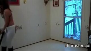 Эксгибиционист, вытирающий голышом үчүн подметальщика, ал обошел тарап! Эксгибиционист, вытирающий голышом үчүн подметальщика, ал обошел тарап!