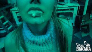 Blowjob በጭለማ ውስጥ Blowjob በጭለማ ውስጥ